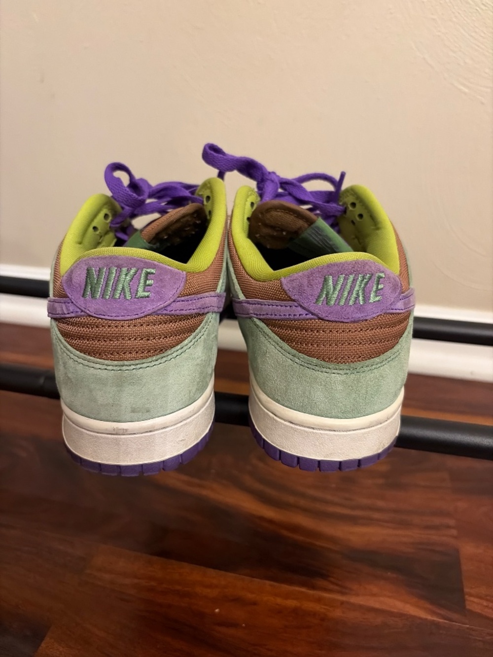 Nike Dunk Veneer - Picture 3 of 4
